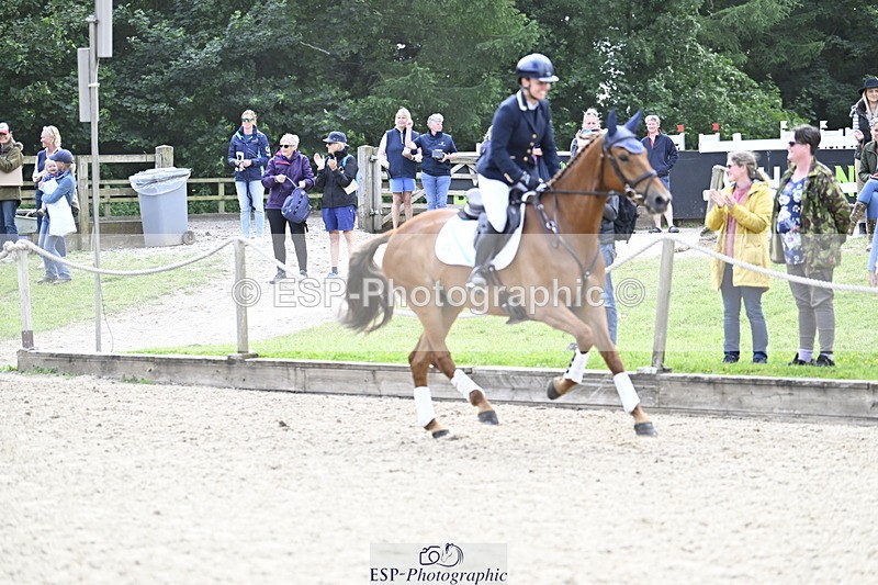 250525A-161619-18640 - Presentations Section C CCI 2 Star Long