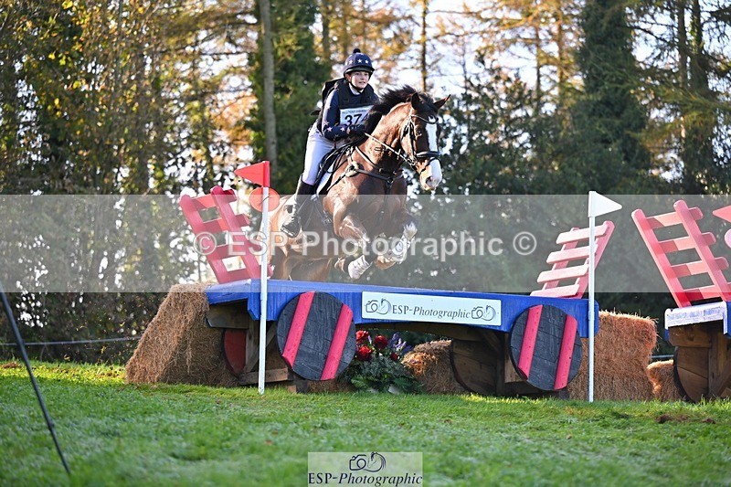 241026-111637-11910 - 374-Bella.Balian-BEECHWOOD.JOEY