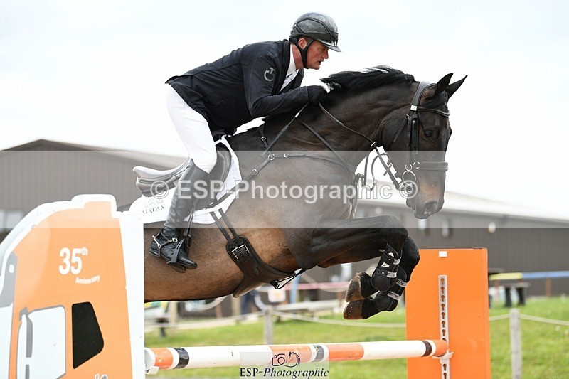 250508-095012-00857 - Cls 1 Snr Foxhunter