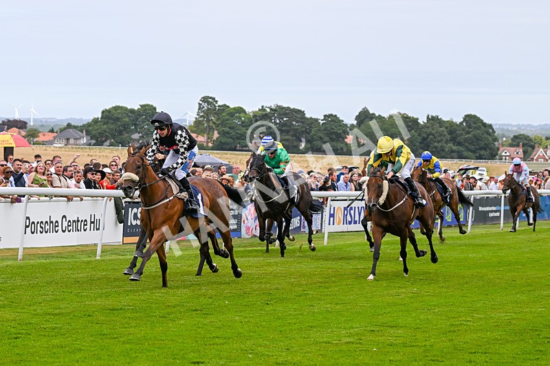 140824-Race 3-King Sharja-6217 - Race 3