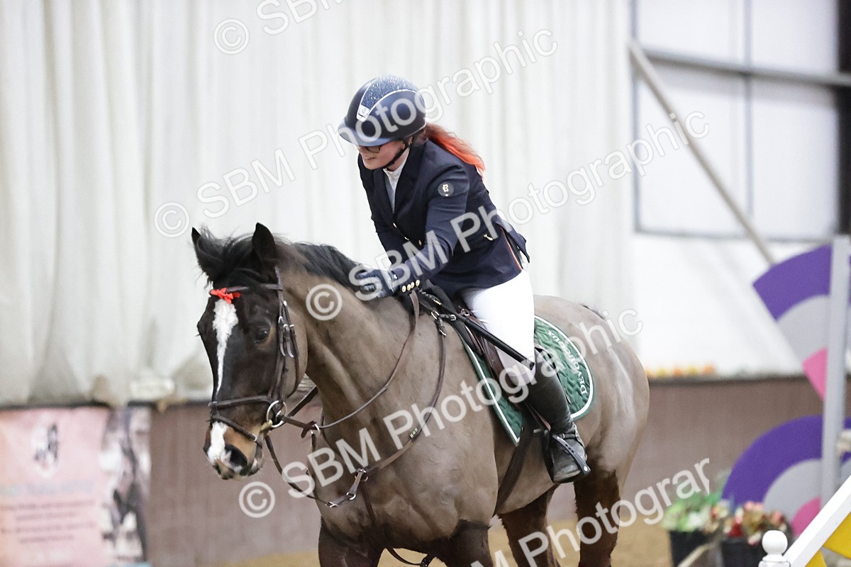 SBM_1377 - Class 7 - Equissage Pulse Senior BritiNovice/ 90cm Open