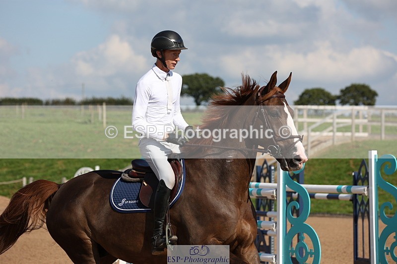 230915A-142211-02532 - Cls 5 National 1.40m