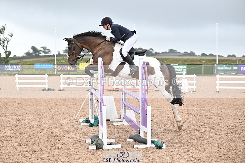 250827B-103745-00085 - Clear Round & Cls 1 Brit Nov 90cm
