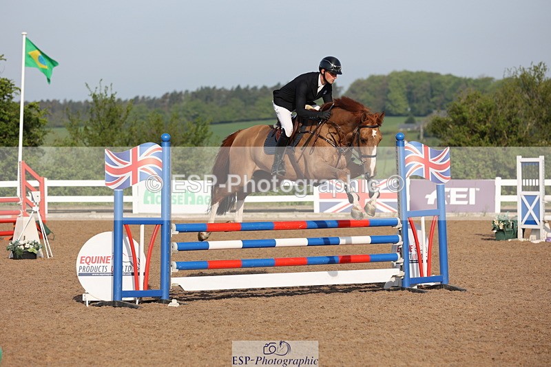 240510A-080345-04052 - Cls 13 British Novice and 90cm Open