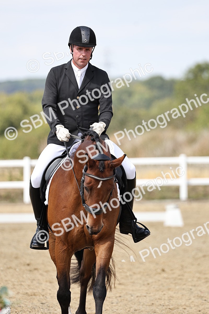 SBM_018725 - Class 16 - Novice 5 - 12.08-13.11