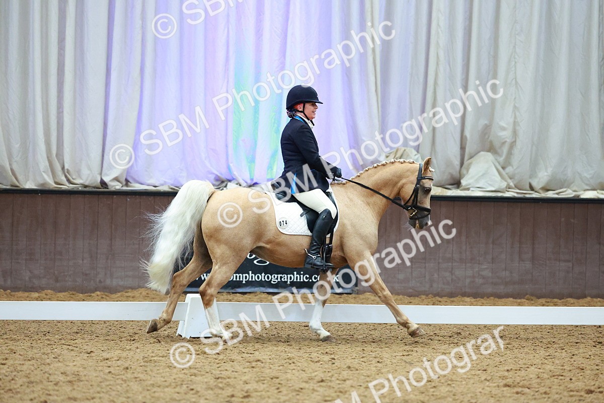 SBM_004314 - Class 12 - E2 Championship - 14.50-15.53