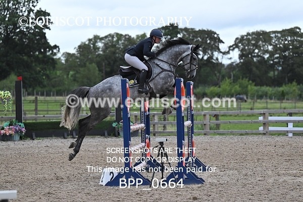 BPP_0664 - CLASS 8 Senior Newcomers/ 1.10m Open