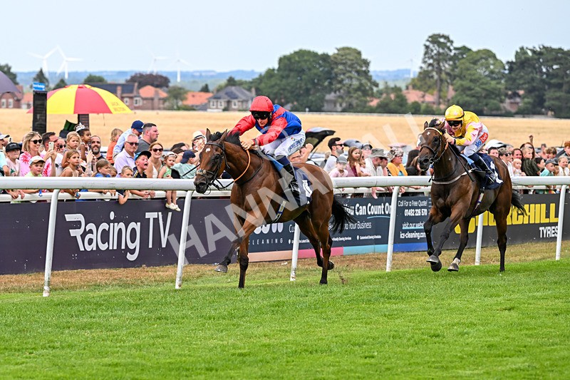 280726-Race 5-Norcross Brow-1241 - Race 5 15.55pm Hoof Hustle Handicap