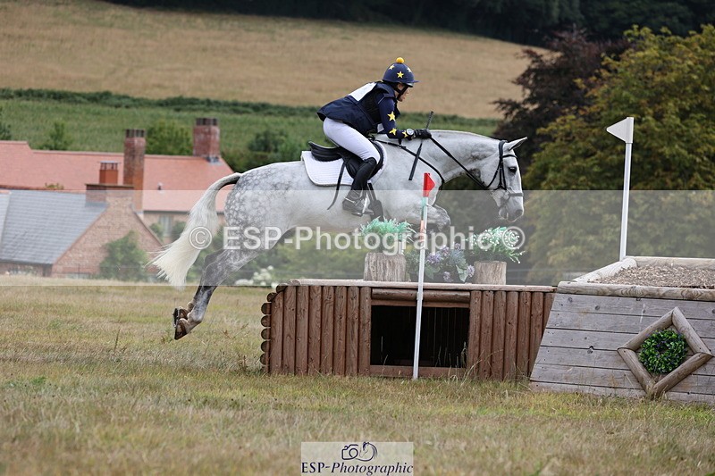 250802A-101738-00844 - A-004-Helen.Hickson-MAYERTORNE.POPADOODLEDOO