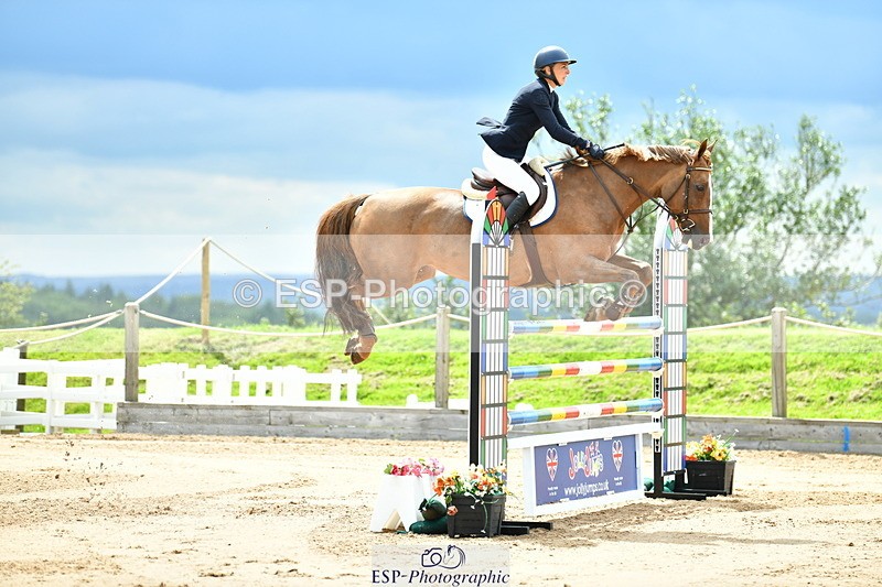 230720A-145204-03580 - Cls 9, 2 Star Big 1.40m Start to break