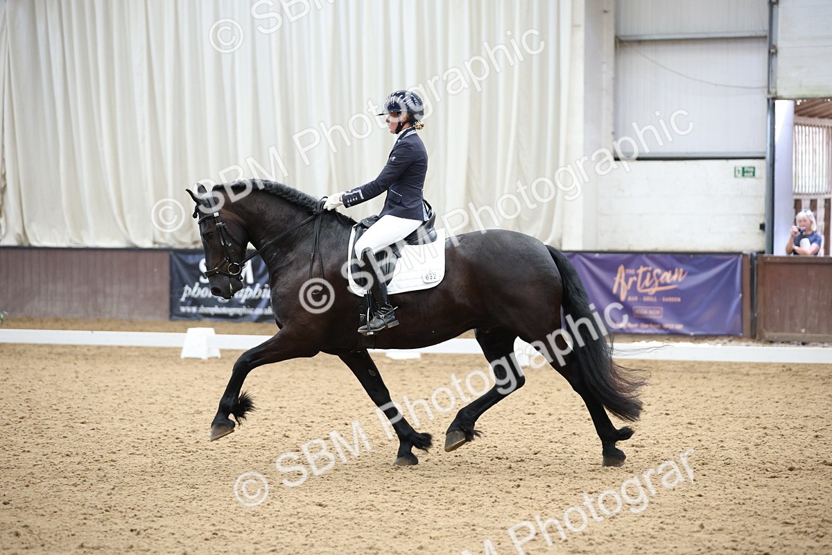 SBM_003181 - Class 5 - Novice 6 Gold - 11.41-12.51