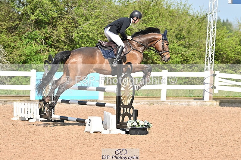 240509A-101137-00392 - Cls 1 British Novice and 90cm Open