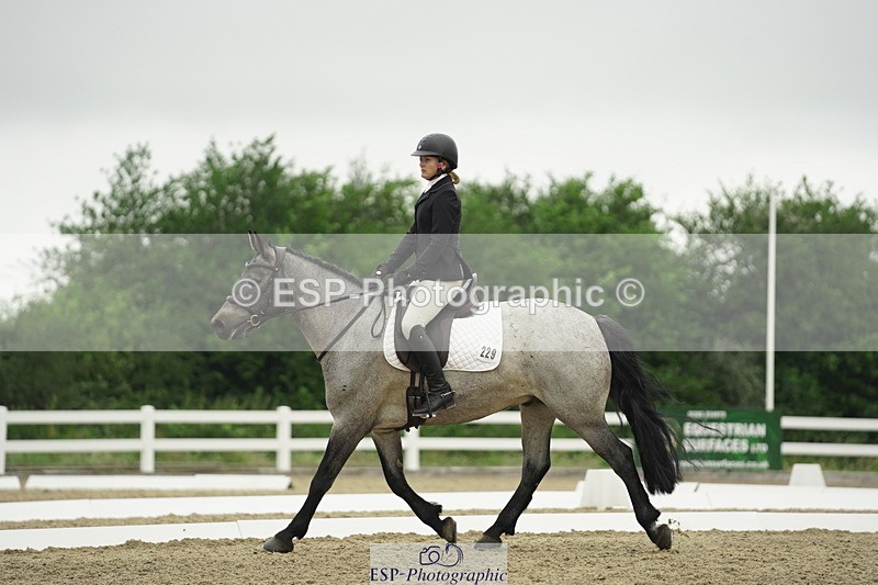 230708A-100958-00332 - Intro C