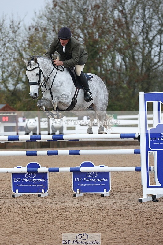 231112A-131835-04385 - Cls 20 Newcomers & 1.10m Open