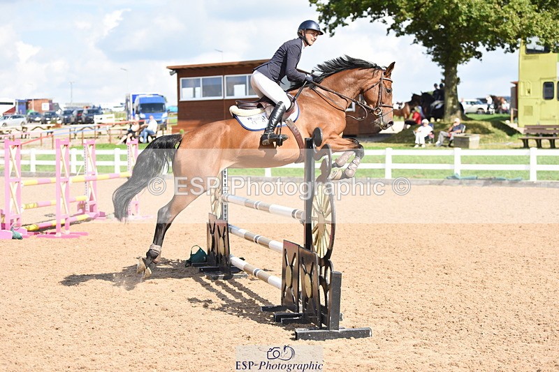 230915A-140420-00640 - Cls 11 Snr Discovery & 1m Open