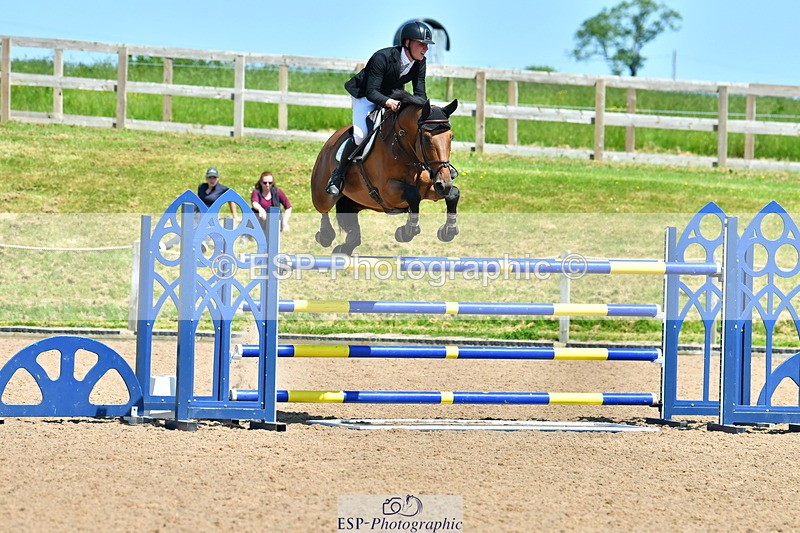 230527A-144640-05103 - Cls 17 National 1.30m Open