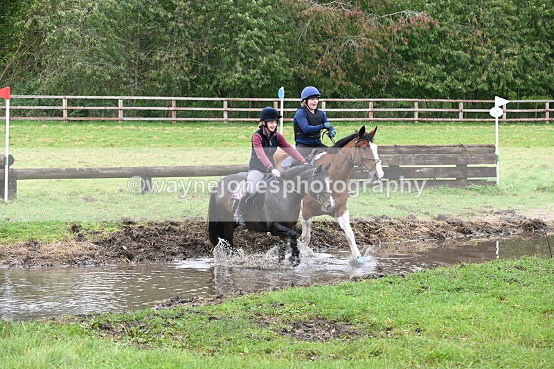 WJ6_7145 - Time at Photographer 13:06 to 13:23