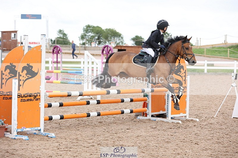 240630A-175152-16187 - Cls 28 Stepping Stones 128cm + 138cm