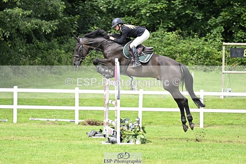 240711-153224-28721 - Cls 118 Snr 1.45m GP Jump Off and Presentations