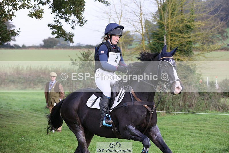 231020-100918-06183 - 004-CARTOON.HERO-Sophie.Wildern-XC