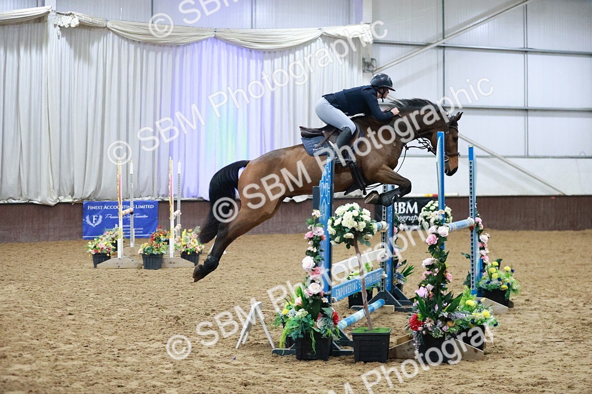 SBM_004631 - Class 17 - Senior Newcomers - 1.10m