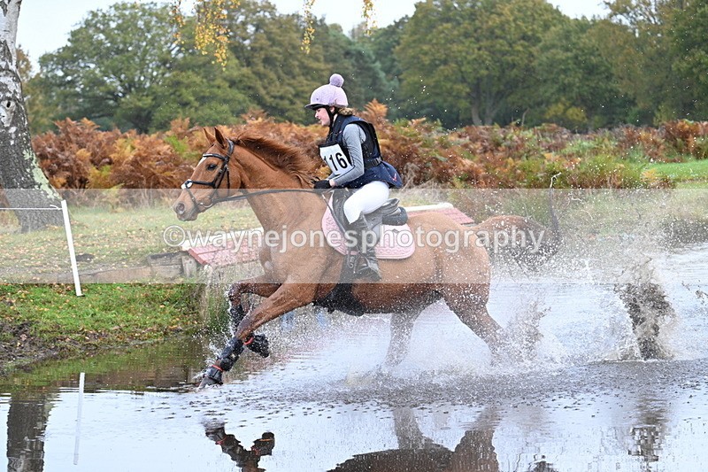 WJ7_0029 - 80cm Cam 2 Water Time 10:24 to 10:44