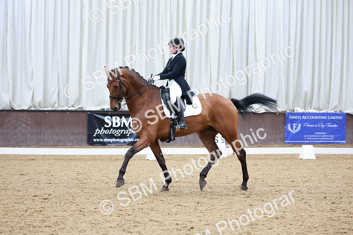 SBM_021037 - Class 13 - FEI INT I - 16.26-17.14