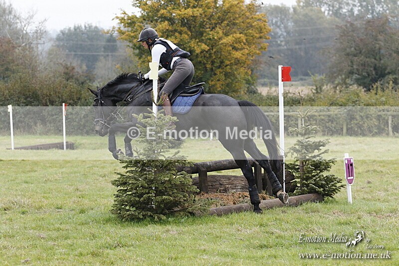 WWHT 181020 WWHT 181020 809 - WWEC Novice Pairs (0.80m) 18/10/20