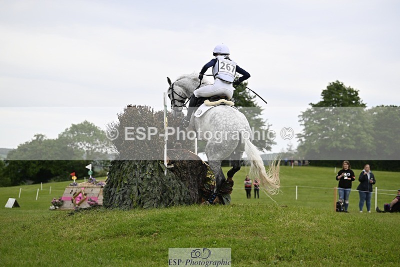 240525-164848-18438 - 267-VAN_KAUNITZ-Jemima_Howden