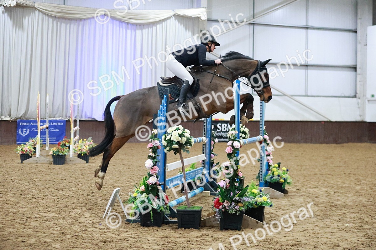 SBM_004525 - Class 17 - Senior Newcomers - 1.10m