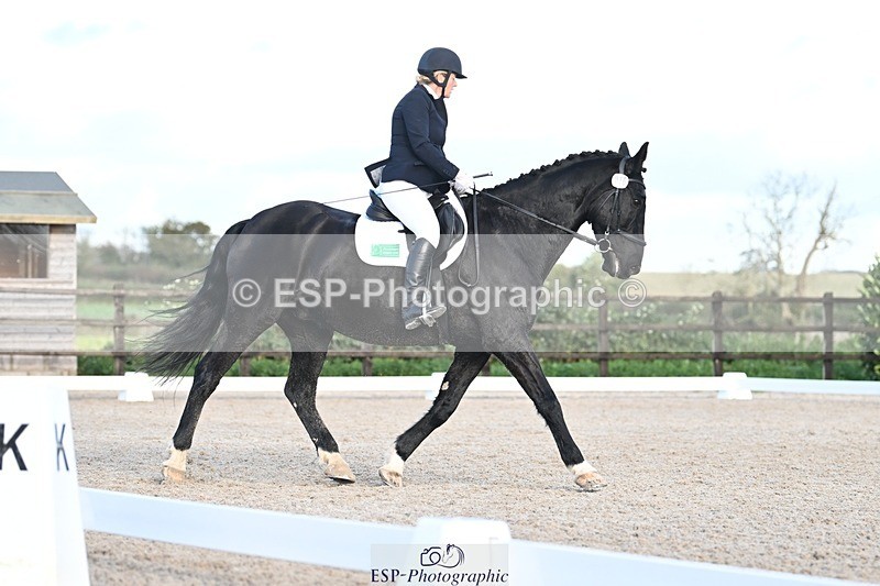 231105-144140-02445 - Cls 5 Novice 27 Start to 15.30 break