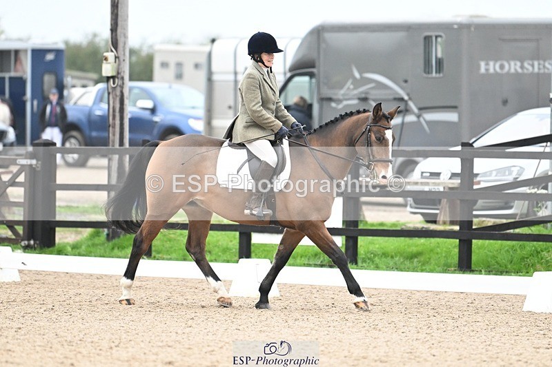 241103-094100-00184 - Intro 3 - 9.40 to 10.40