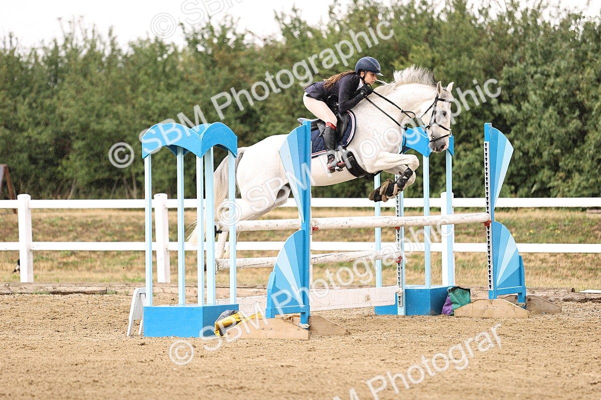 SBM_026630 - Class 12 - Amateur Championship Qualifier 1.05m