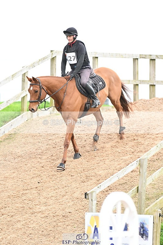 241110A-113913-00640 - 80cm 11.30 to End