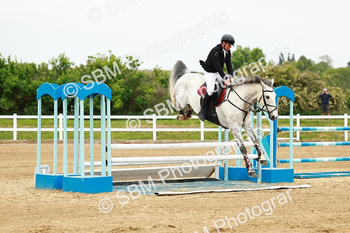 SBM_000970 - Class 4 - Senior Newcomers - 1.10m