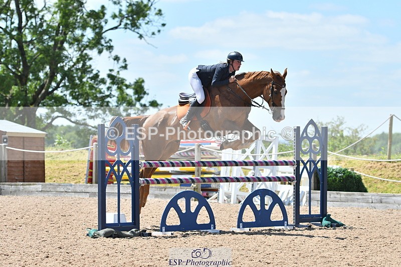 240609A-124229-05309 - Cls 18 Snr Newcomers and 1.10m Open