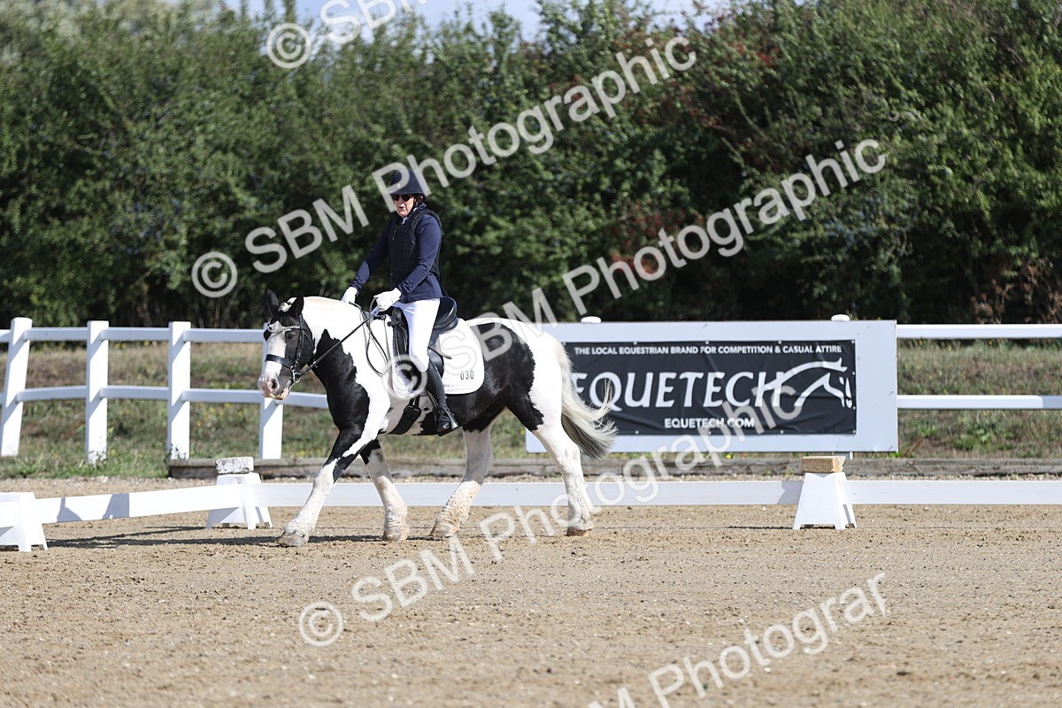 SBM_001236 - Class 2 - Intro 4 Champs - 9.44-10.38