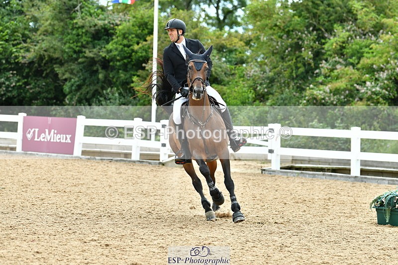 230721A-144458-07074 - Cls 22, 1 Star Gold 1.30m