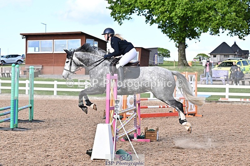 260512-182544-00570 - 90cm Classes