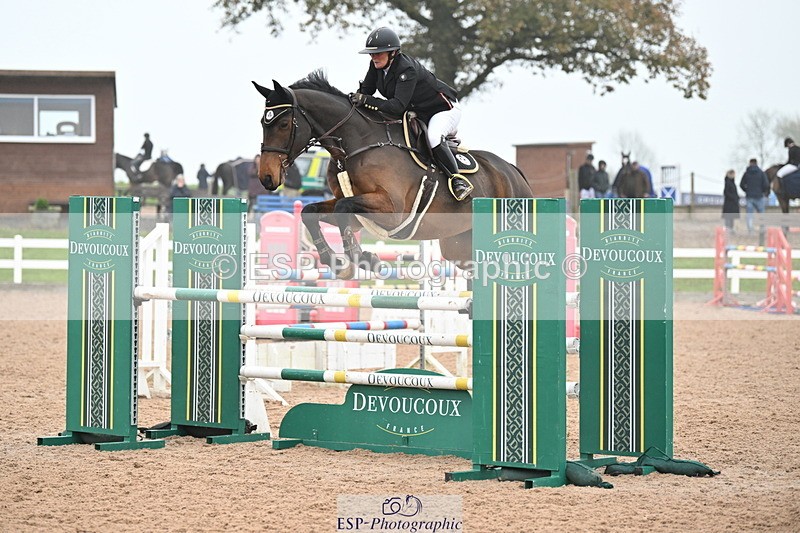 241102A-111216-03973 - SAT Cls 14 Blue Chip JCP Jump Off