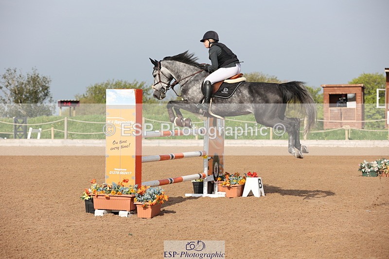 240511A-084432-10756 - Cls 32 Foxhunter