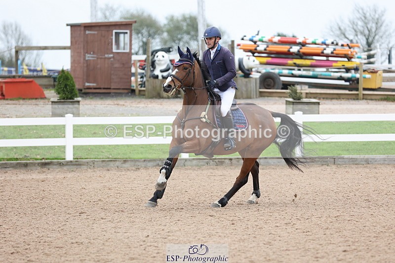 241101A-130253-01926 - FRI Cls 6 Foxhunter and 1.20m Open