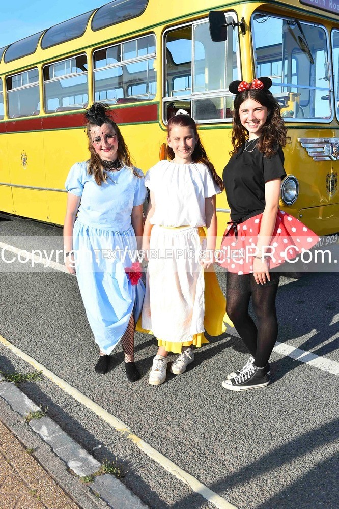 SH4_3384 - Carnival Procession.