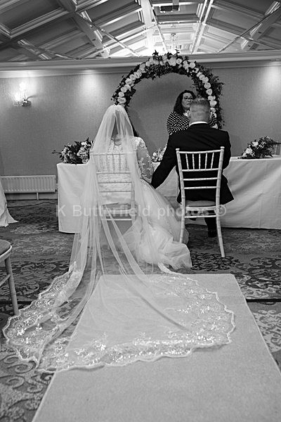132-2 - Nigel and Christina Wedding in Newgrange Hotel 18th March
