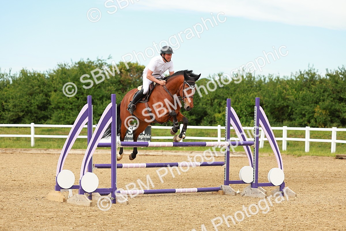 SBM_002296 - Class 4 - Senior Newcomers - 1.10m