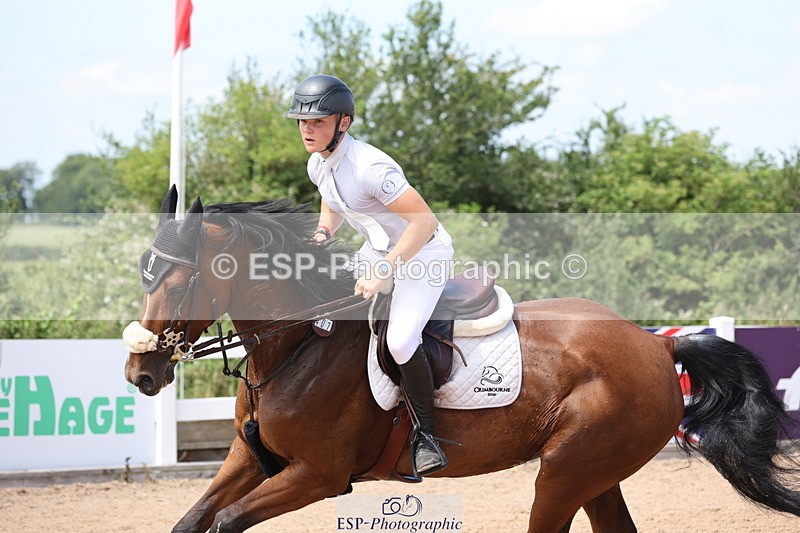 240718A-131913-05534 - Cls 9, 1 Star Bronze Tour 1.10m