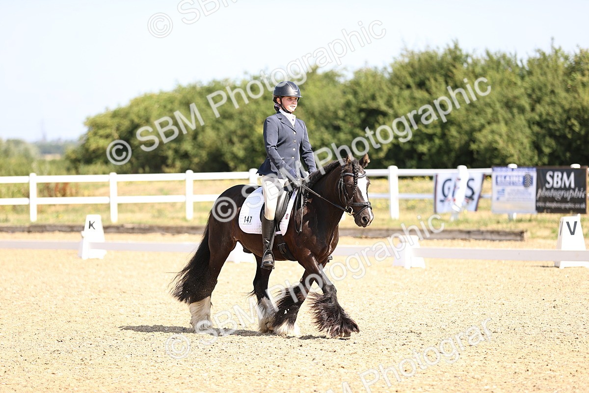 SBM_009170 - Novice 5 - 9.50-10.53