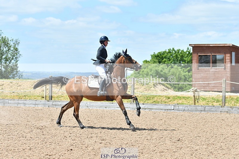 240609A-122635-05166 - Cls 18 Snr Newcomers and 1.10m Open