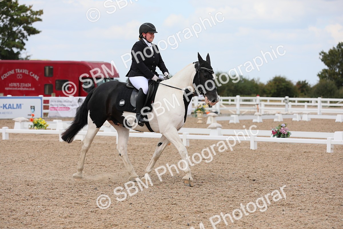 SBM_05610 - Class 32 Novice 1