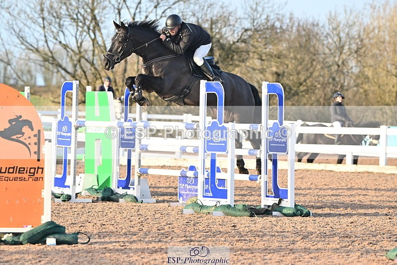 231210A-145441-02853 - Cls 21 Foxhunter & 1.20m Open